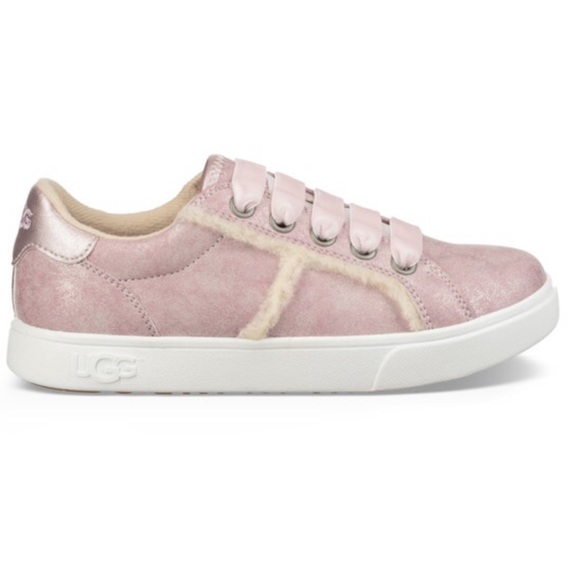 Ugg  👟 - Picture 2 of 8